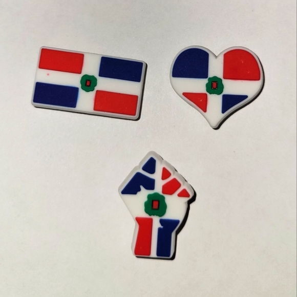 3 Assorted Dominican Republic Jibbitz Charms - Picture 1 of 1